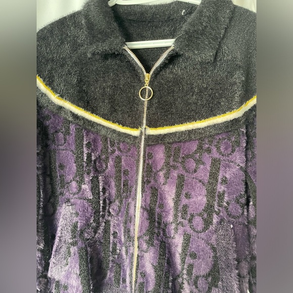 Y2K Black and Purple fuzzy Zip-Up 1/4 sleeve bomber size S/M NWOT - Picture 4 of 6